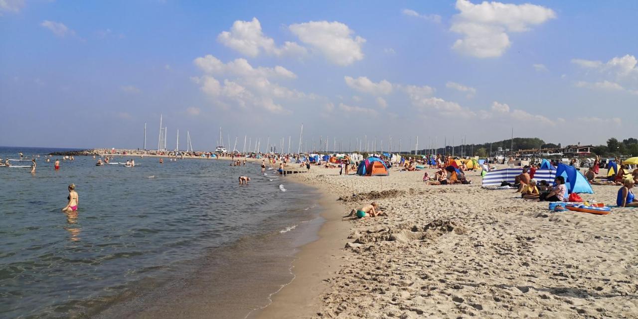 Zentrale Und Strandnahe Ferienwohnung In Kuehlungsborn Ost Exterior foto